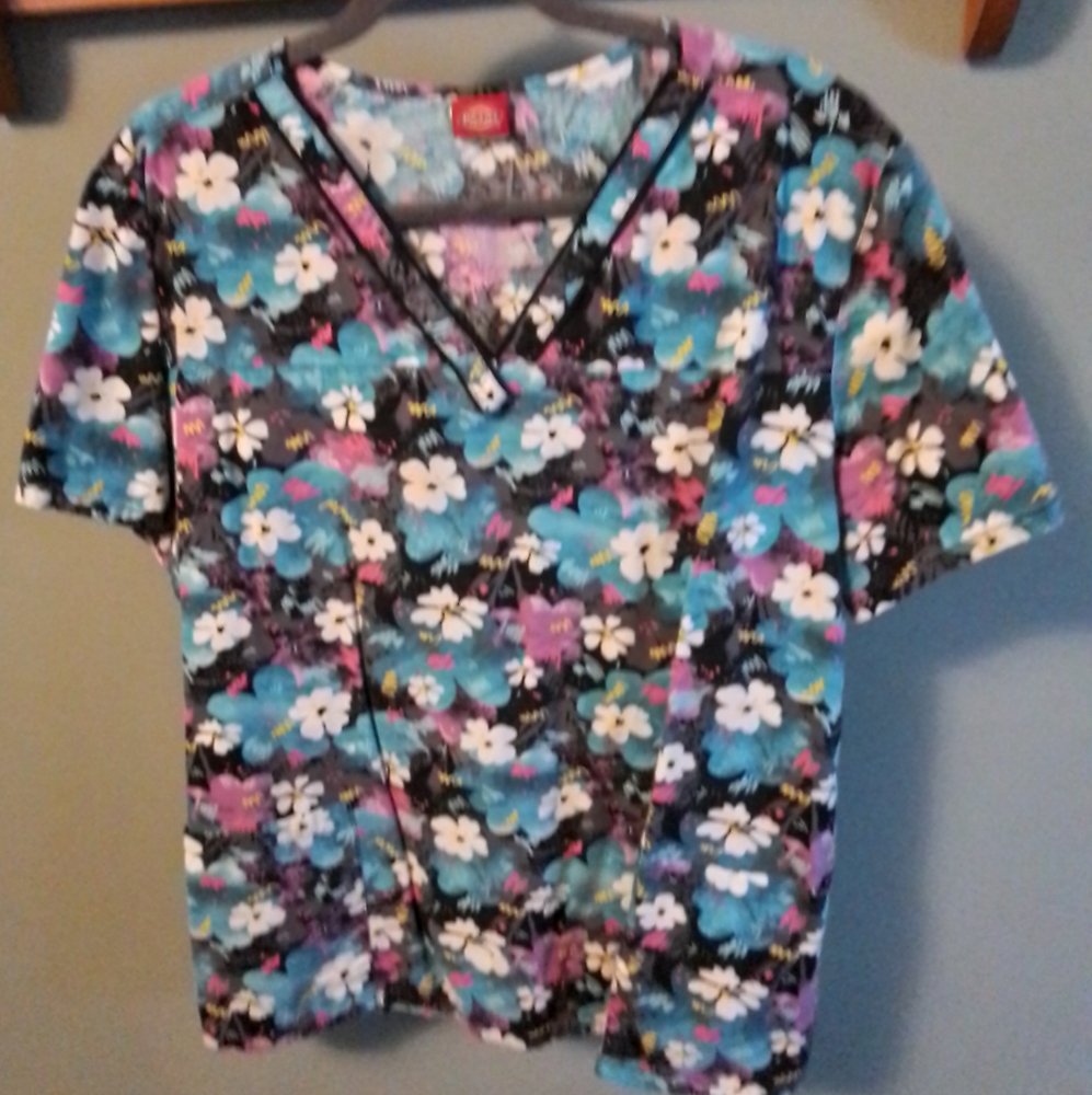 Scrub top